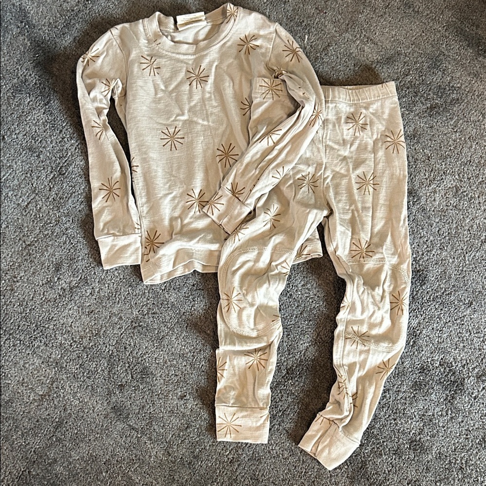 Chasing Windmills Kids Merino Wool Base Layer